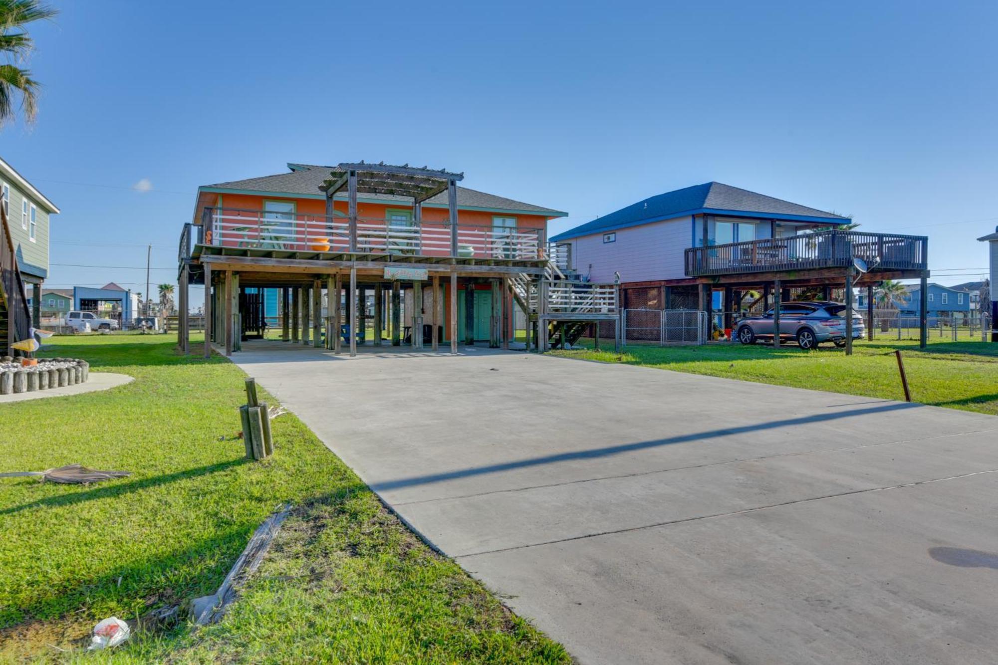 Sunset-View Surfside Beach House Walk To Beach! Exterior photo