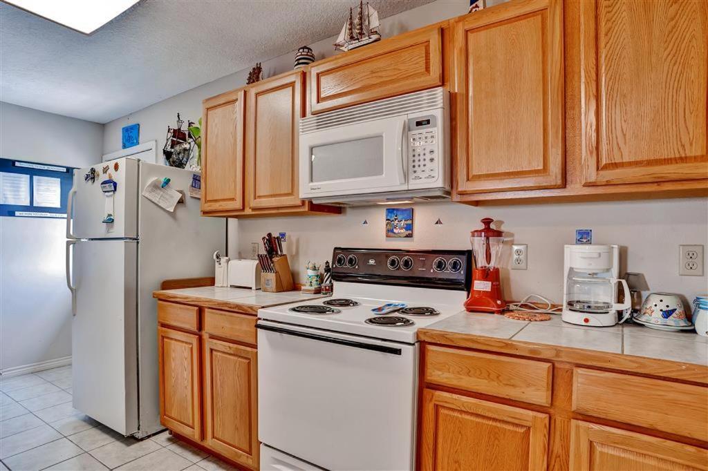 Sunset-View Surfside Beach House Walk To Beach! Exterior photo